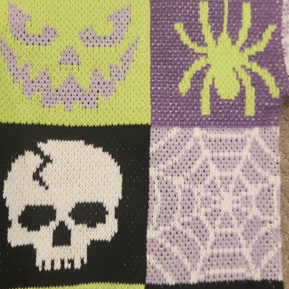 Trickz N Treatz Patchwork Oversized Knit Cardigan, Cat, Skulls, Bats, Spider.NEW - Picture 6 of 10